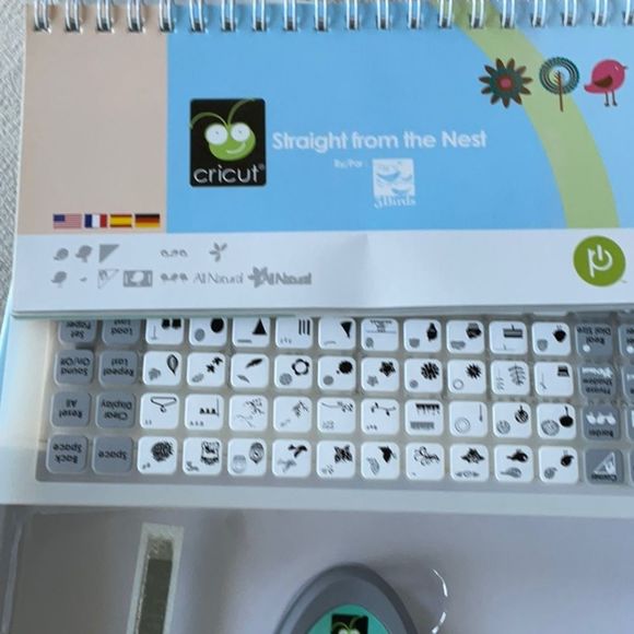 Cricut Cartridge STRAIGHT FROM THE NEST! - Picture 4 of 6